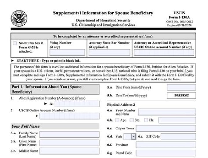 Does spouse need to sign form 2553?